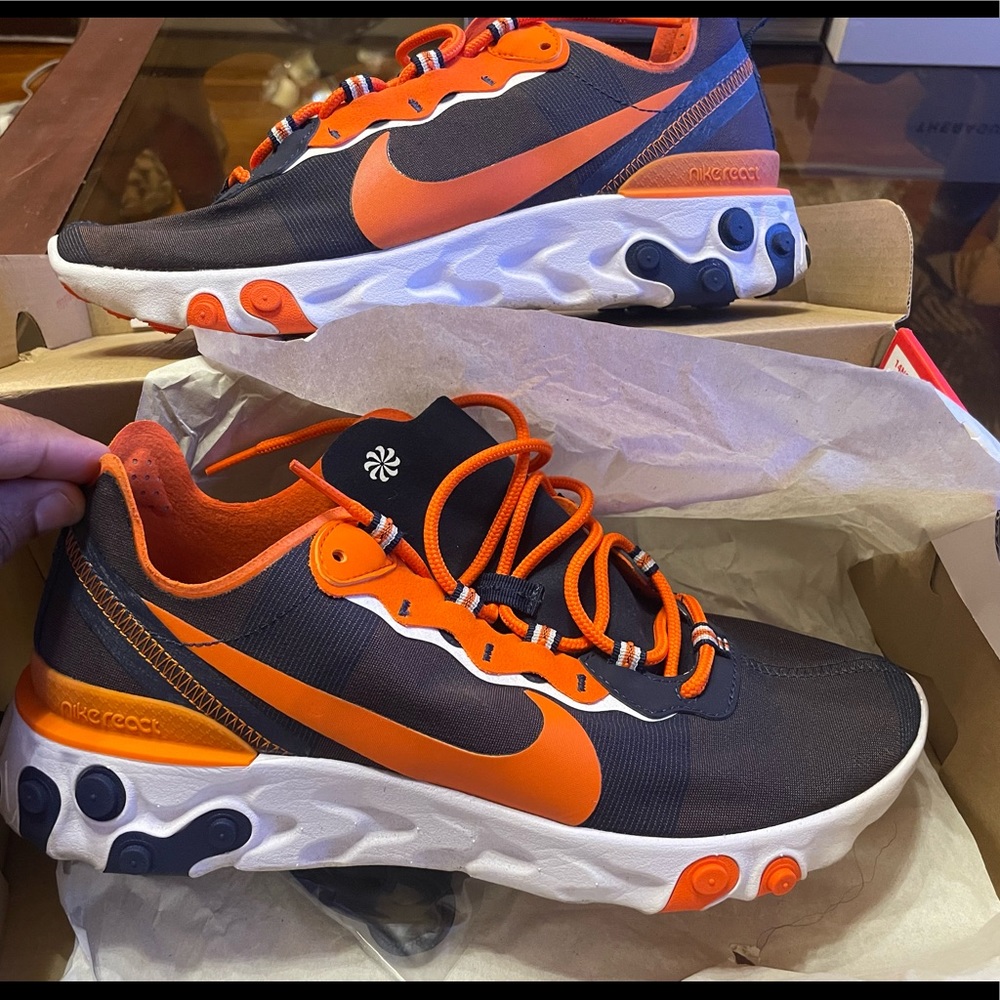 SOLD OUT Nike React Element Denver Broncos Mens size 9 (worn 2x)